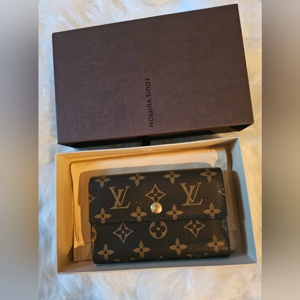 Louis Vuitton Alexandra Monogram Wallet With Box And Dustbag